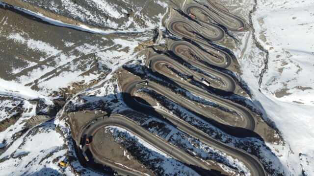 Vignette du programme télé Les 10 routes les plus dangereuses de la planète