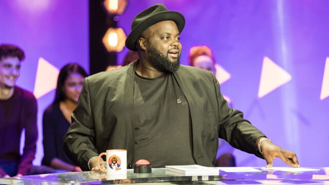 Vignette du programme télé Les 100 vidéos qui ont fait rire le monde entier