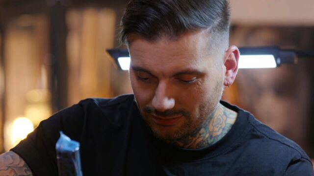 Vignette du programme télé Tattoo Cover : Sauveurs de tatouages