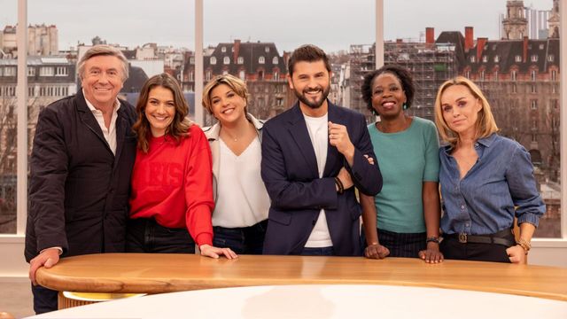 Vignette du programme télé Bonjour ! Avec vous
