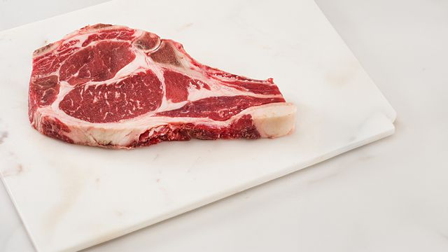 Vignette du programme télé Le boeuf voit rouge