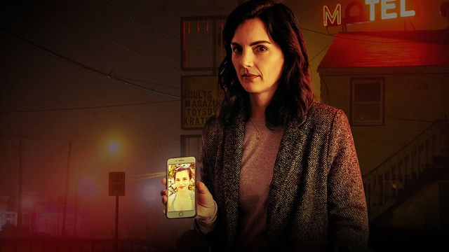 Vignette du programme télé Petite ville, grands mensonges