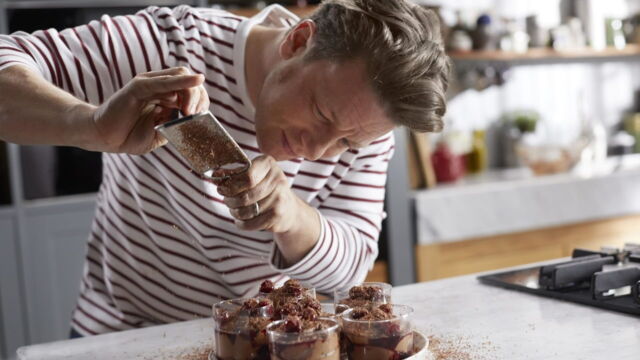 Vignette du programme télé Cuisinez en 5 ingrédients avec Jamie Oliver