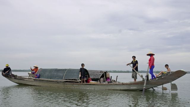 Vignette du programme télé Viêtnam, terre d'eau : leçon de survie