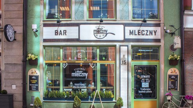 Vignette du programme télé Pologne : ces bars à lait devenus cultes