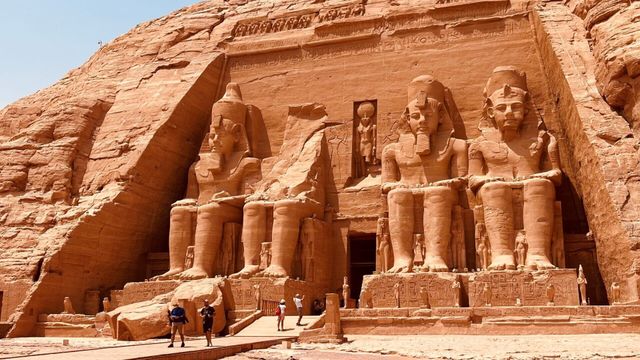 Vignette du programme télé Ramsès II : les temples fabuleux d'Abou Simbel