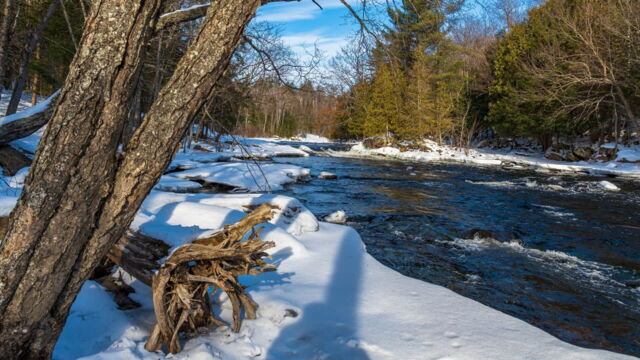 Vignette du programme télé Un jour ailleurs