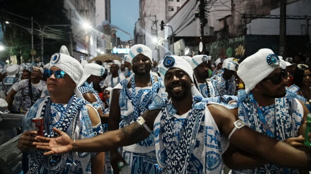 Vignette du programme télé Transe carnaval express : Bahia-Rio-Bahia