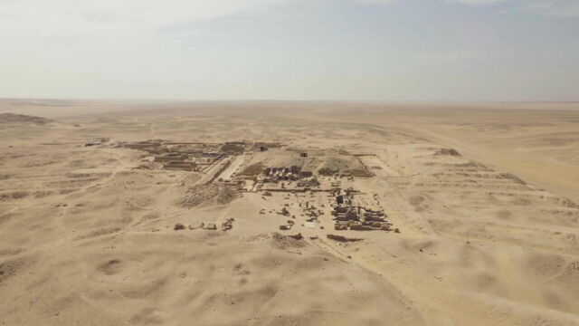 Vignette du programme télé Les mystérieux textes des pyramides