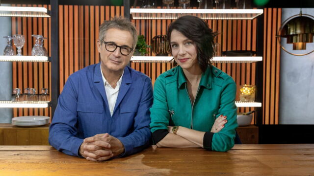 Vignette du programme télé Politiques, à table !