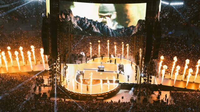 Vignette du programme télé Jul au Stade de France
