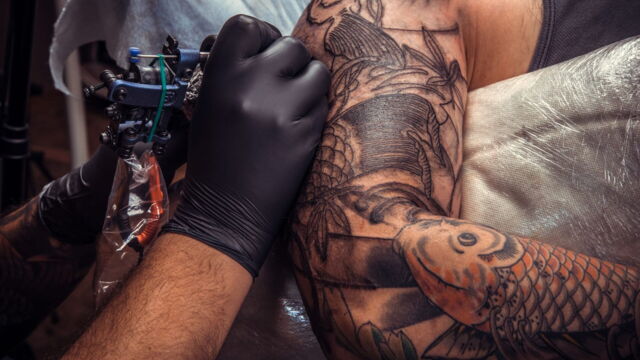 Vignette du programme télé Tattoo Cover : Sauveurs de tatouages