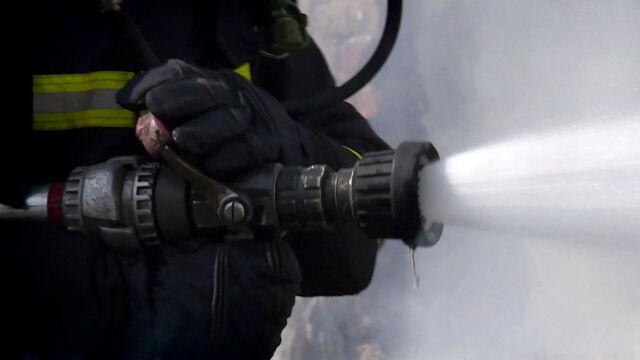 Vignette du programme télé Pompiers : leur vie en direct