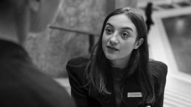 Vignette du programme télé Deux personnes échangeant de la salive