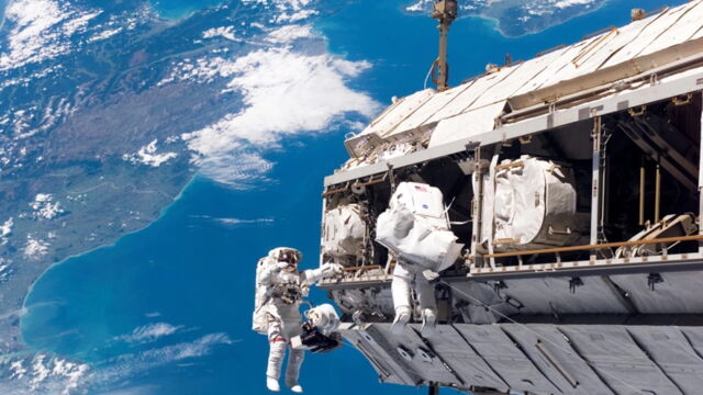 Vignette du programme télé La Station spatiale internationale : Missions à haut risque