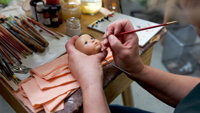 Vignette du programme télé Les poupées de Käthe Kruse : Des enfants pour les enfants