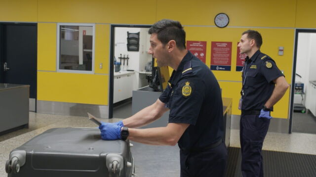 Vignette du programme télé Douanes sous haute surveillance