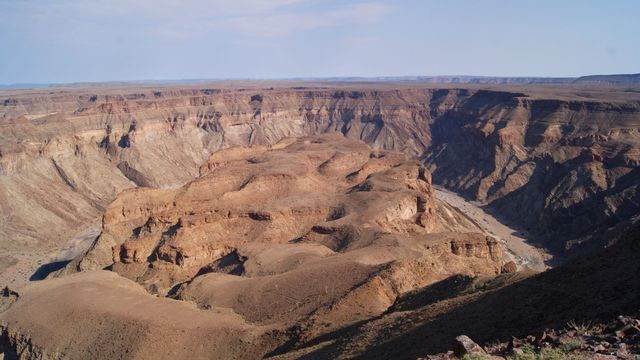 Vignette du programme télé La valse des continents - Saison 2