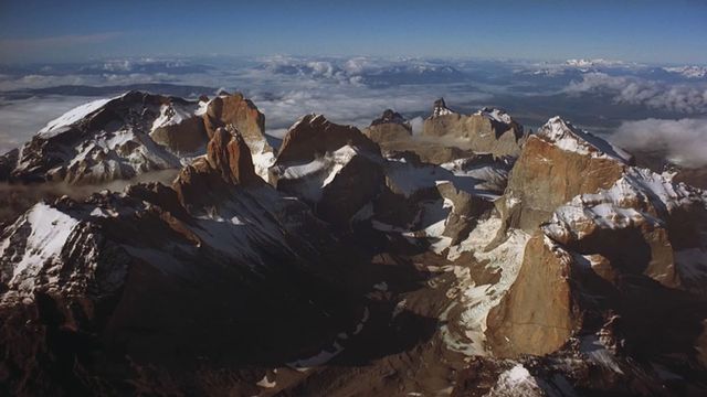 Vignette du programme télé La valse des continents - Saison 2