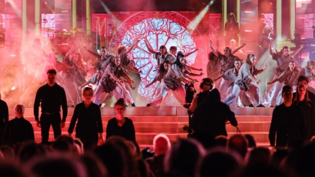 Vignette du programme télé Notre-Dame de Paris - les grandes retrouvailles 25 ans après