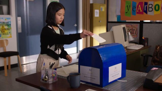 Vignette du programme télé Presque populaires - Saison 1