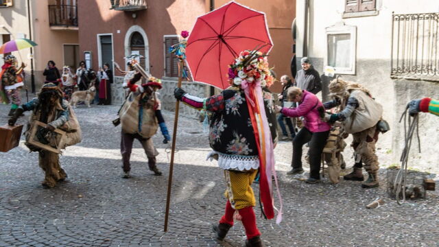 Vignette du programme télé Le carnaval de Schignano, étrange et archaïque