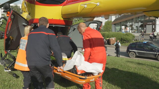 Vignette du programme télé 100 jours avec les secours en hélicoptère