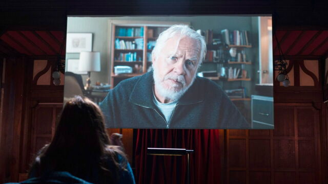 Vignette du programme télé Quelqu'un devrait interdire les dimanches après-midi