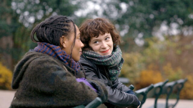 Vignette du programme télé Quelqu'un devrait interdire les dimanches après-midi