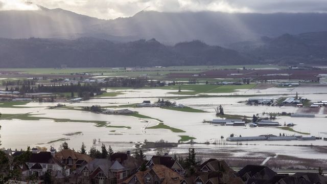 Vignette du programme télé Les 10 catastrophes naturelles les plus dangereuses de la planète