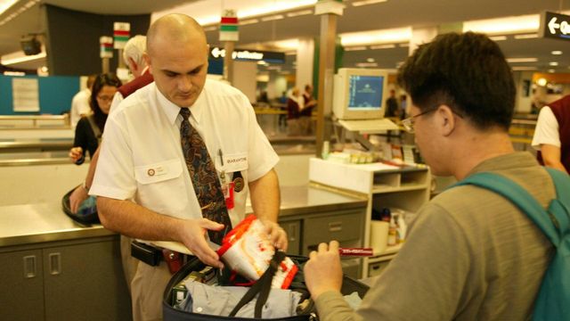 Vignette du programme télé Douanes sous haute surveillance - Saison 14