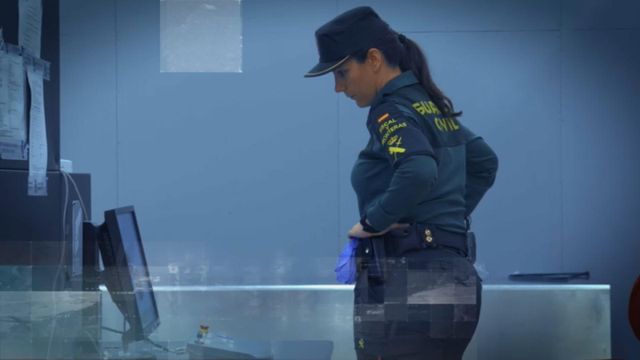 Vignette du programme télé Au coeur des douanes : Espagne - Saison 6