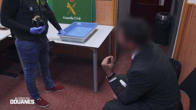 Vignette du programme télé Au coeur des douanes : Espagne - Saison 6