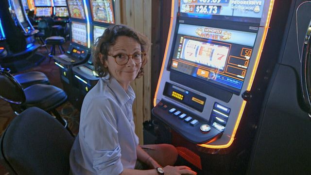 Vignette du programme télé Drôles de villes pour une rencontre - Saison 4