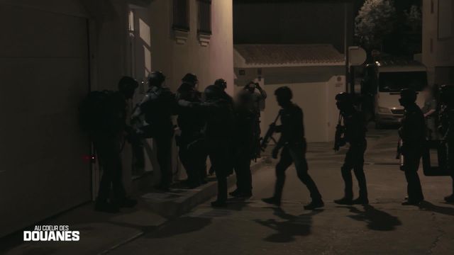 Vignette du programme télé Au coeur des douanes : Espagne - Saison 6