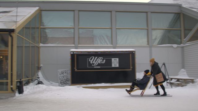 Vignette du programme télé Drôles de villes pour une rencontre - Saison 3