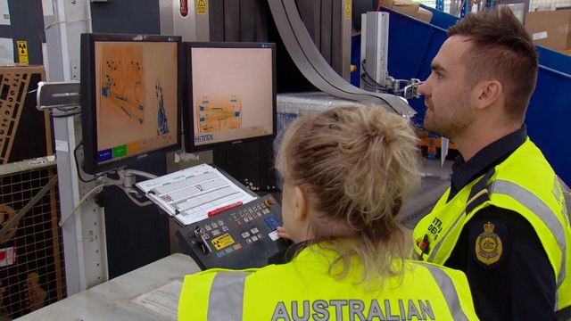 Vignette du programme télé Douanes sous haute surveillance - Saison 15