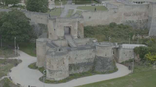 Vignette du programme télé Château de Caen : une mégastructure fortifiée