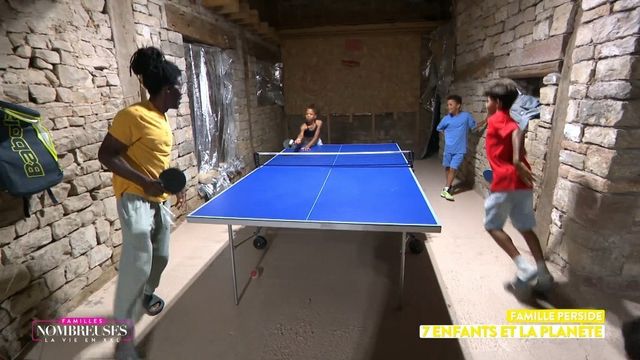 Vignette du programme télé Familles nombreuses : la vie en XXL - Saison 10