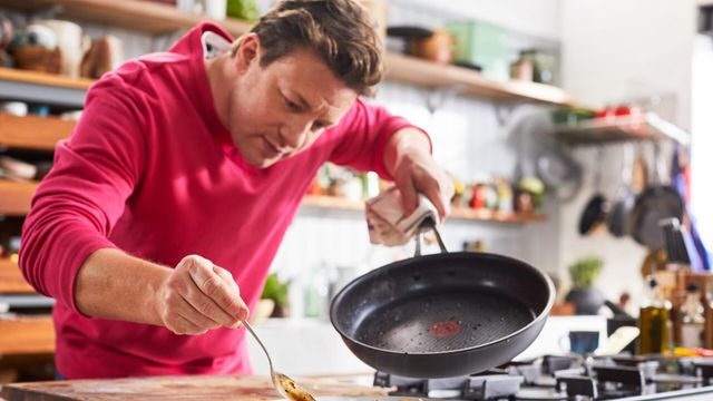 Vignette du programme télé Cuisinez en 5 ingrédients avec Jamie Oliver