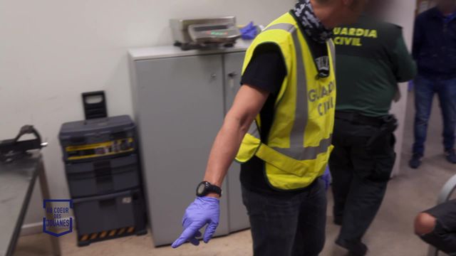 Vignette du programme télé Au coeur des douanes : Espagne - Saison 3