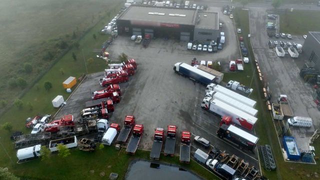 Vignette du programme télé 100 jours avec les dépanneurs de l'autoroute - Saison 3