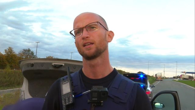 Vignette du programme télé 100 jours avec la police de la route - Saison 1