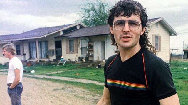 Vignette du programme télé David Koresh : le gourou polygame de l'apocalypse