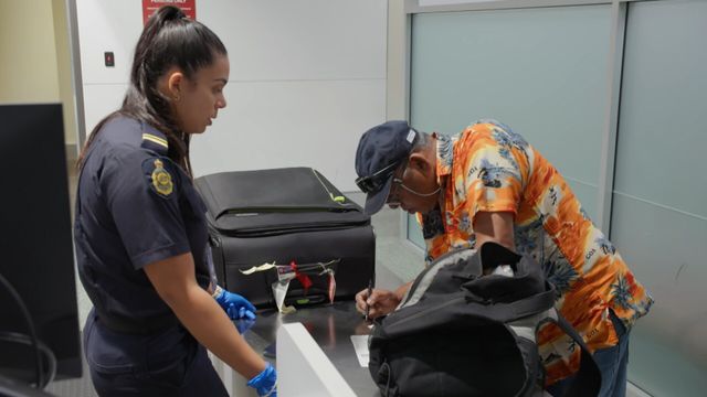 Vignette du programme télé Douanes sous haute surveillance - Saison 17