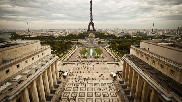 Vignette du programme télé Paris, une histoire capitale - Saison 1