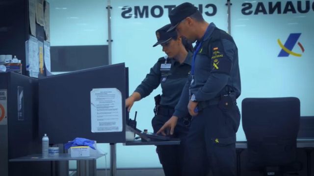 Vignette du programme télé Au coeur des douanes : Espagne - Saison 6