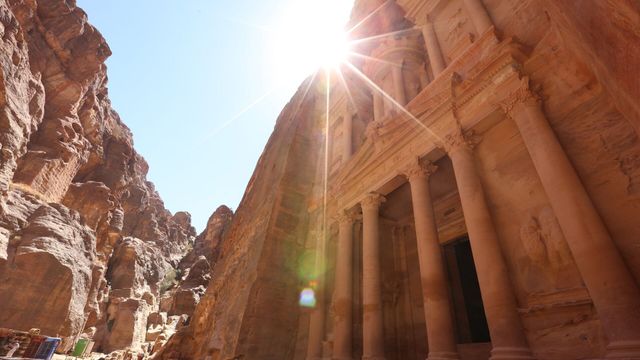 Vignette du programme télé Les grandes énigmes de l'Histoire *2013 - Saison 4