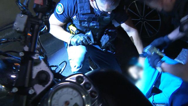 Vignette du programme télé 100 jours avec les gendarmes du Médoc - Saison 1