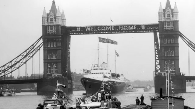 Vignette du programme télé Le Britannia, le yacht royal de la reine Elizabeth II